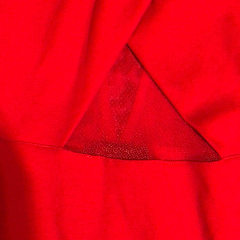 Keyhole Red Dress - Picture 3 of 3